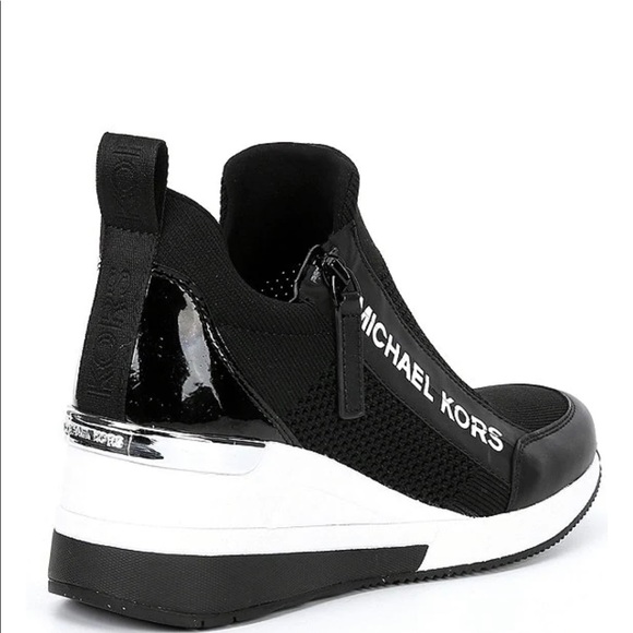 NEW MICHAEL KORKS WILLIS WEDGE TRAINER STRETCH BLACK SHOES SZ:8 - Picture 2 of 6